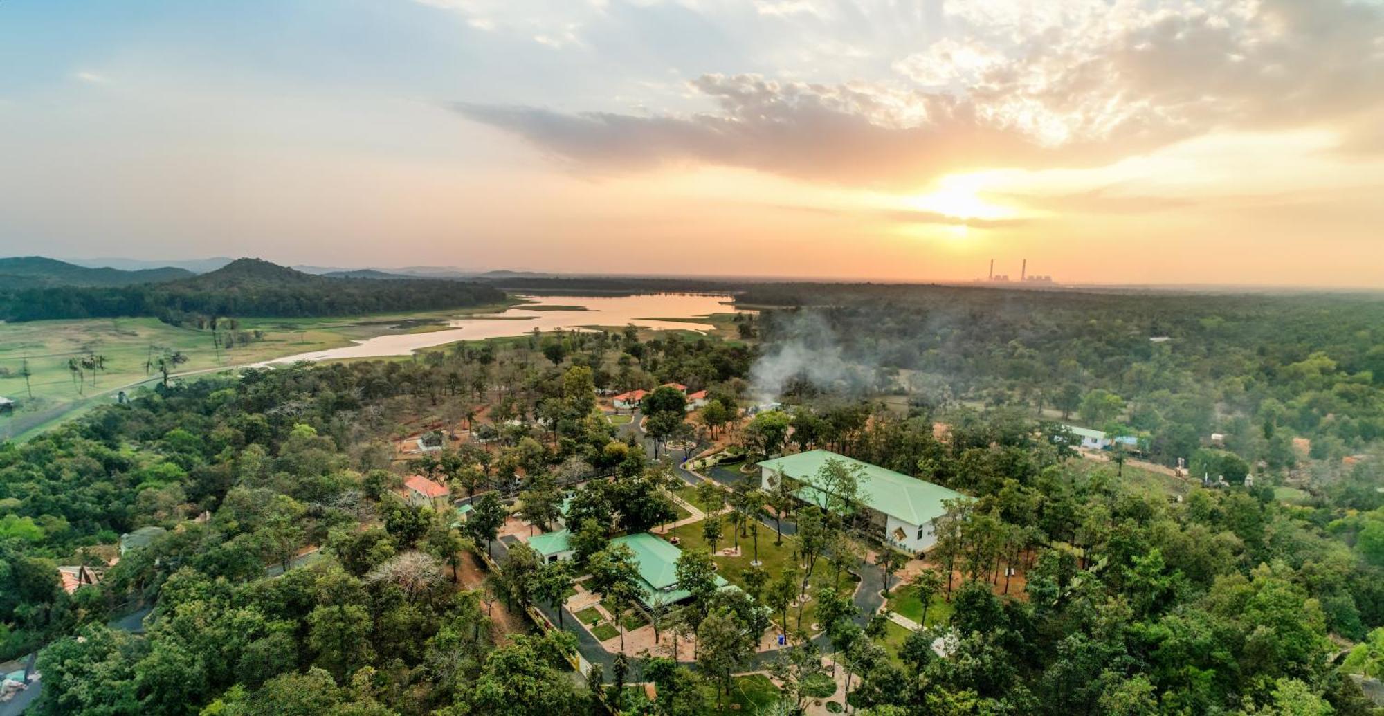 Palash The Jungle Resort Gondia 外观 照片
